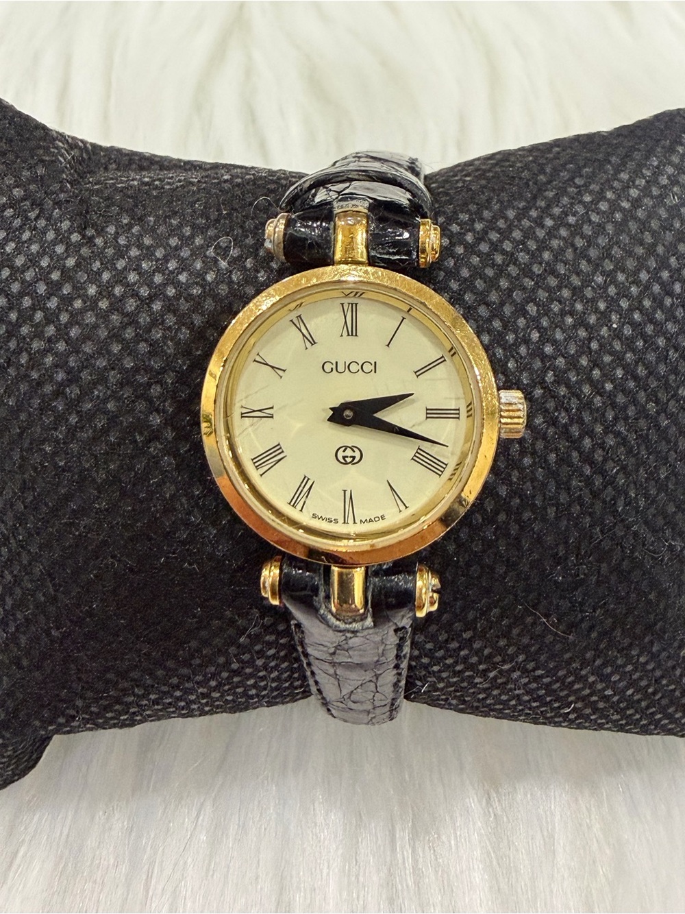 Gucci 2000L Sherry Line Gold Plated Swiss